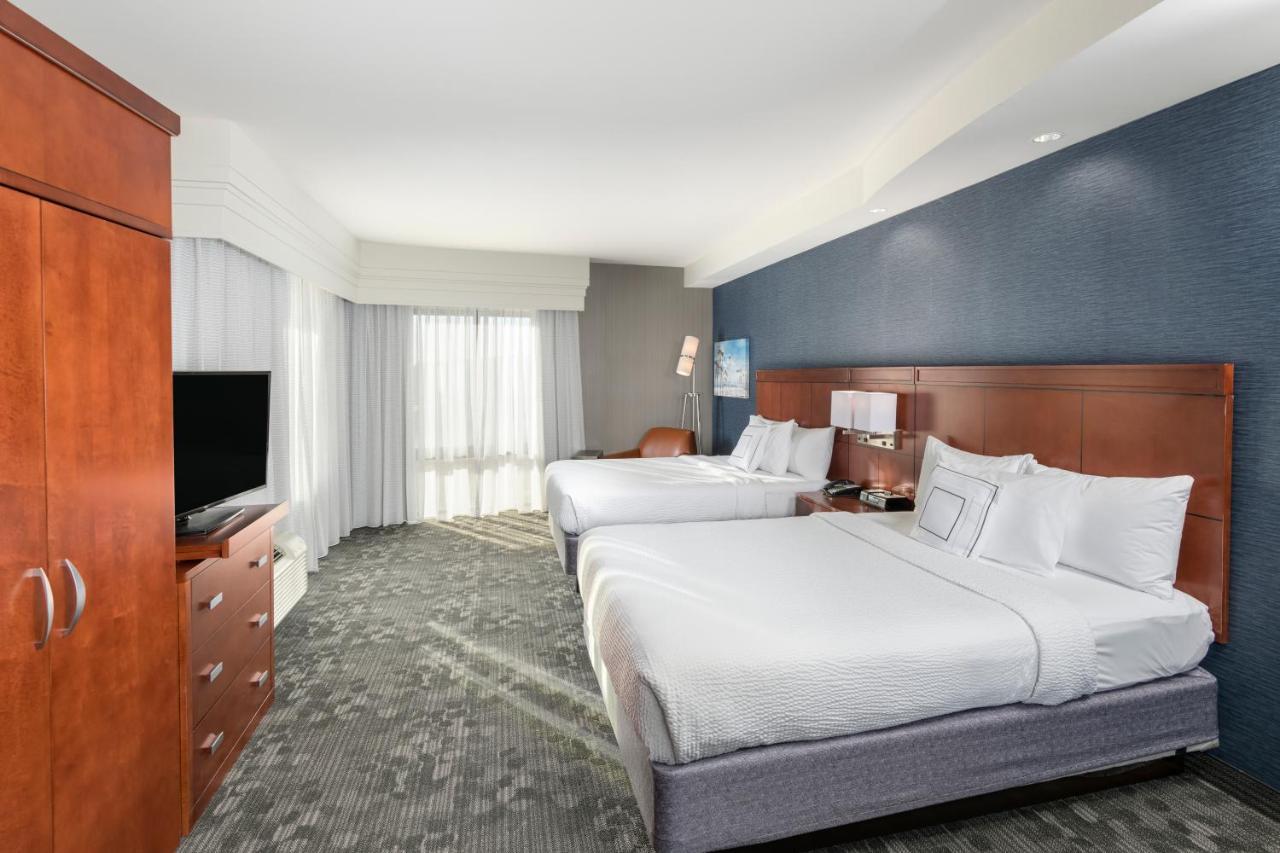 Courtyard By Marriott San Diego Oceanside Ngoại thất bức ảnh