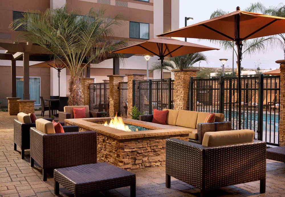 Courtyard By Marriott San Diego Oceanside Ngoại thất bức ảnh