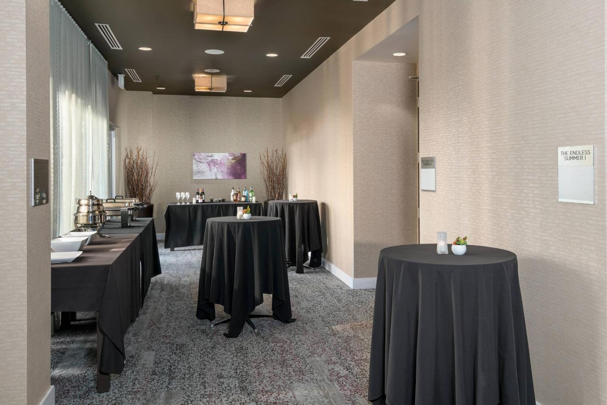 Courtyard By Marriott San Diego Oceanside Ngoại thất bức ảnh